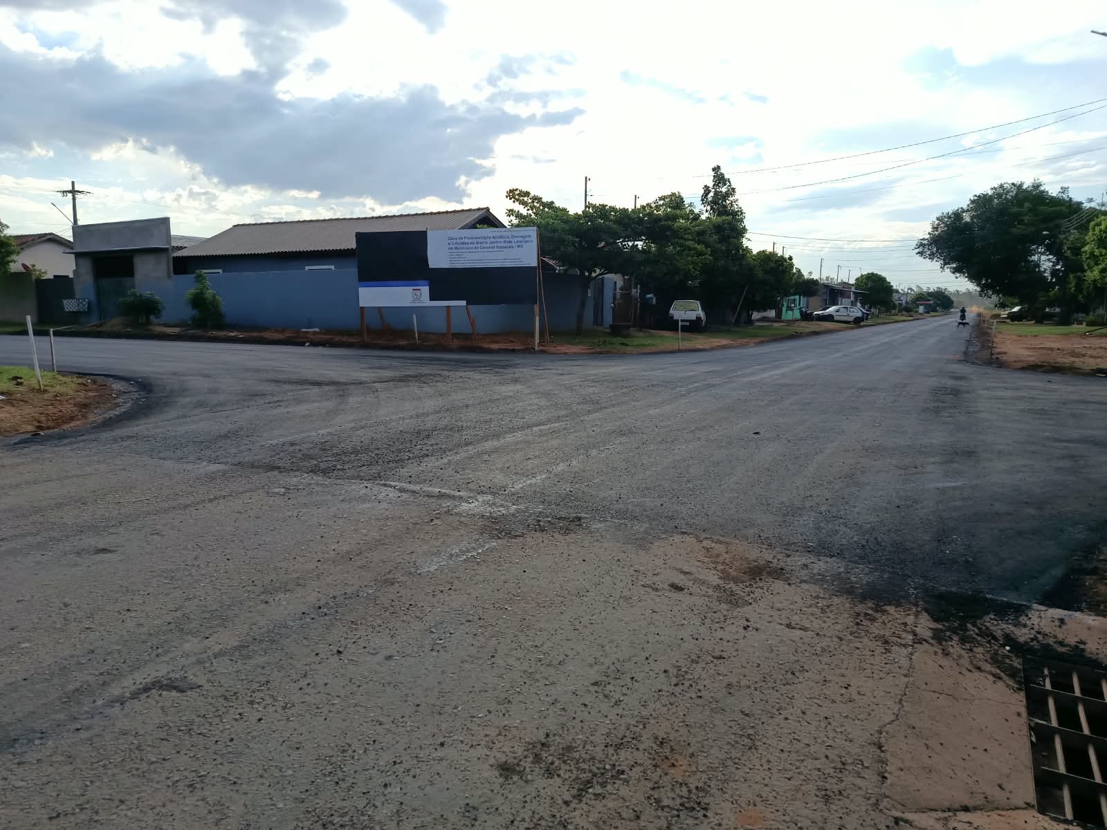 No Mate Laranjeiras, sonho de pavimenta&ccedil;&atilde;o asf&aacute;ltica da rua Airton Senna j&aacute; come&ccedil;ou virar realidade.