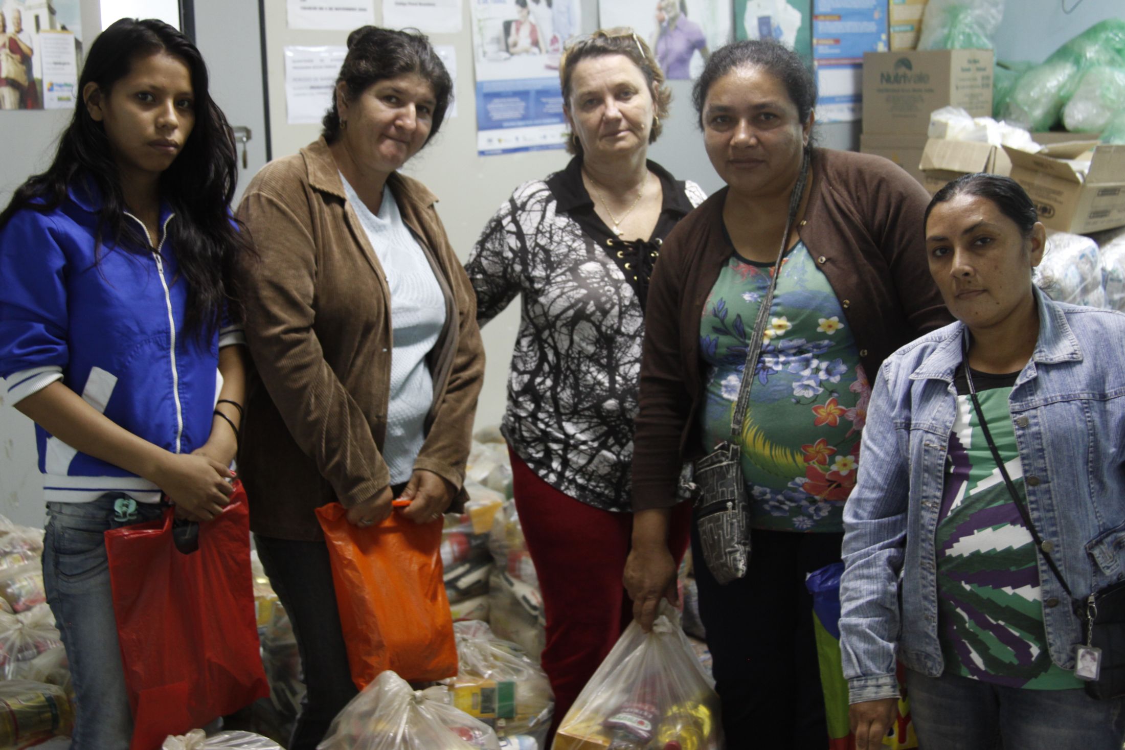 Assistência Social entregou 400 cestas em Coronel Sapucaia